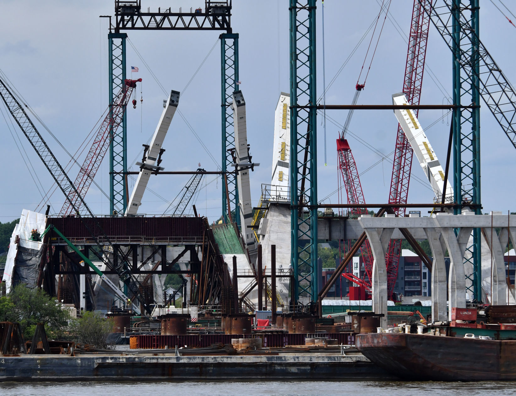 Construction on the new Interstate 74 bridge update.